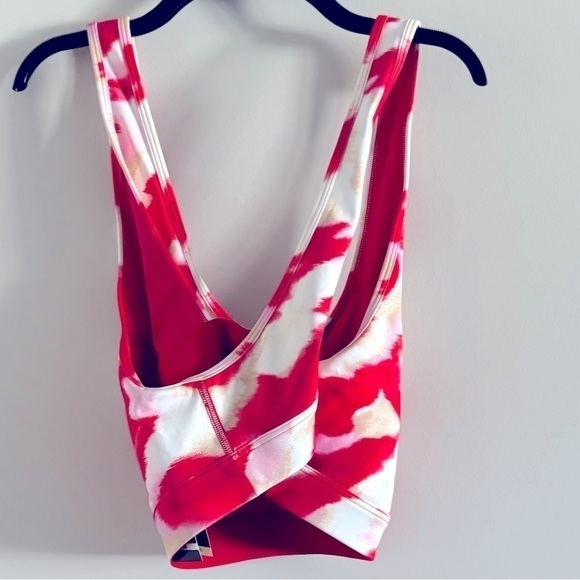 ID Ideology Women Plus Size Printed Medium-
Impact Sports athletic Bra Red - Picture 8 of 9